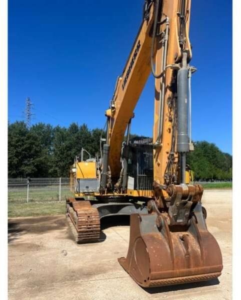 2016 Liebherr R936LC Crawler Excavator