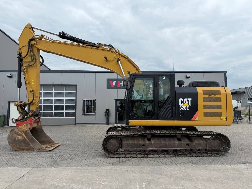 2016 Caterpillar 320EL Crawler Excavator