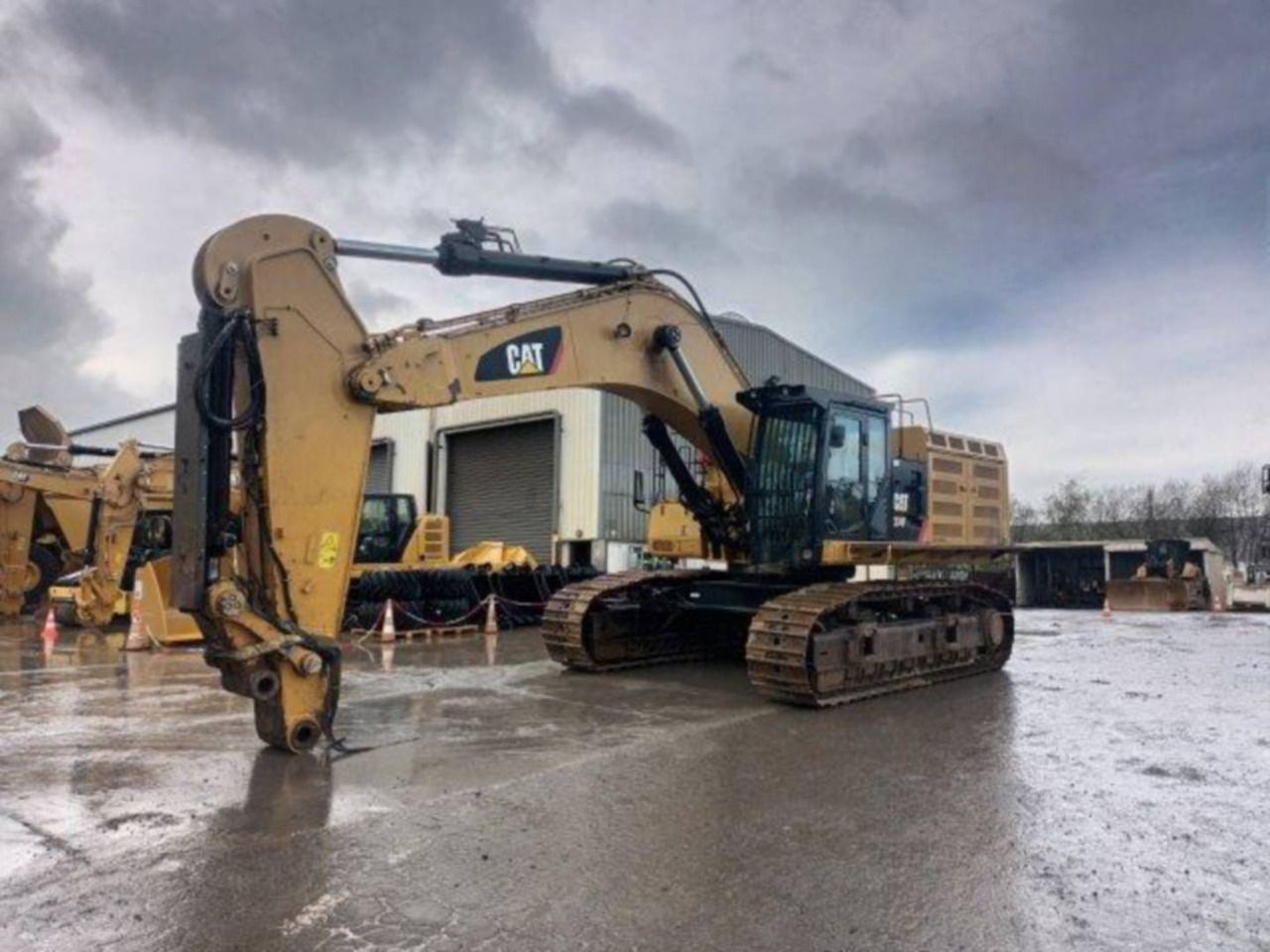 2019 Caterpillar 374F Crawler Excavator