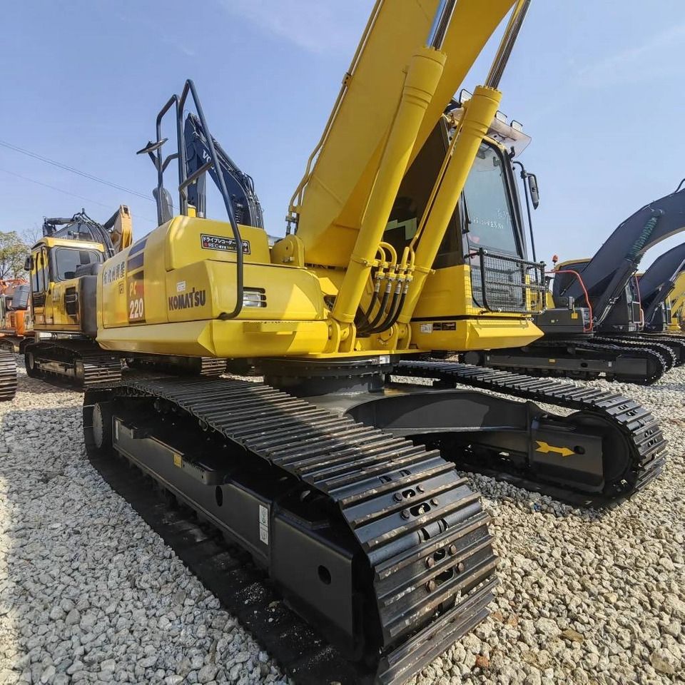 2023 Komatsu PC220-8 Crawler Excavator