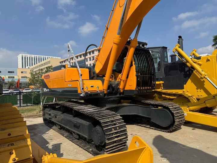 2023 Hyundai R305LC-9C Crawler Excavator