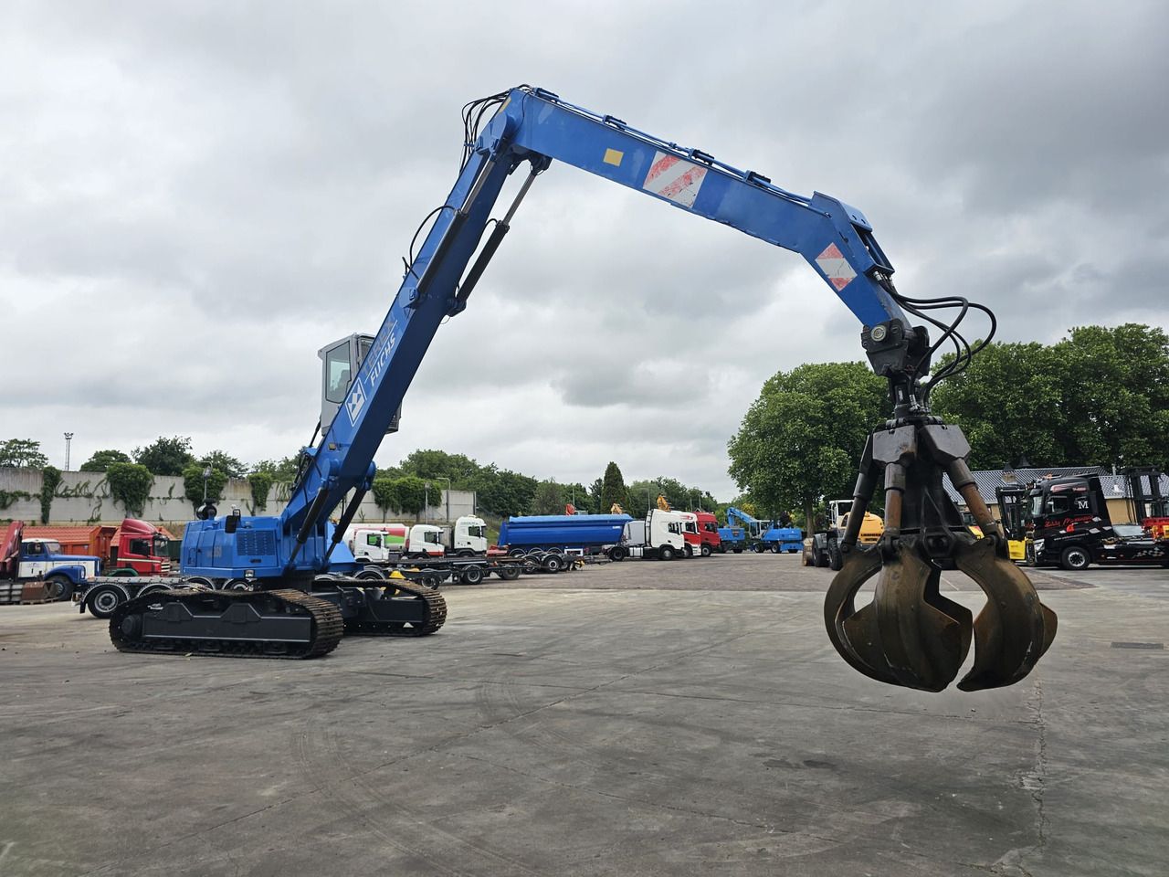 2003 Fuchs RHL 350 Material Handler