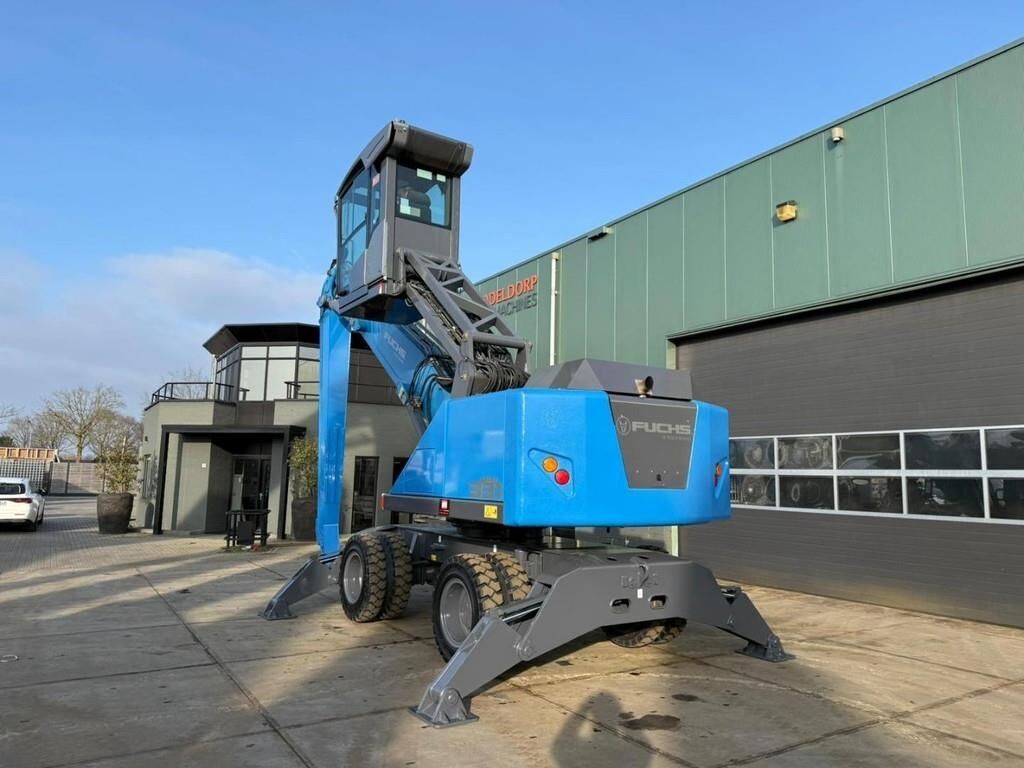 2018 Fuchs MHL331F Material Handler
