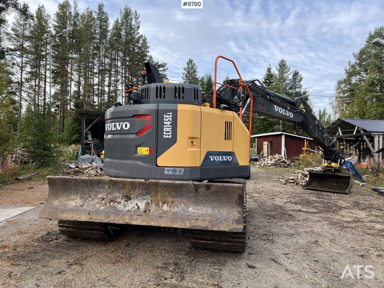 2017 Volvo ECR145EL Crawler Excavator