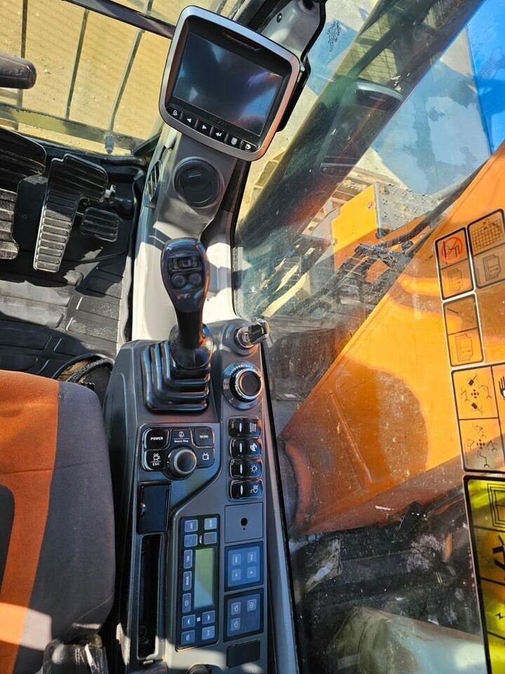 2021 Doosan DX140LCR-5 Crawler Excavator