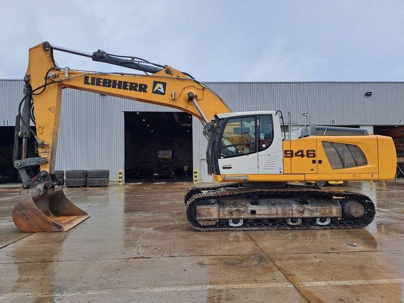 2018 Liebherr R946 Crawler Excavator
