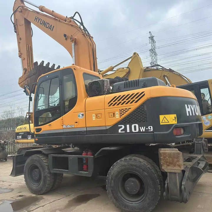 2023 Hyundai 210-9 Crawler Excavator