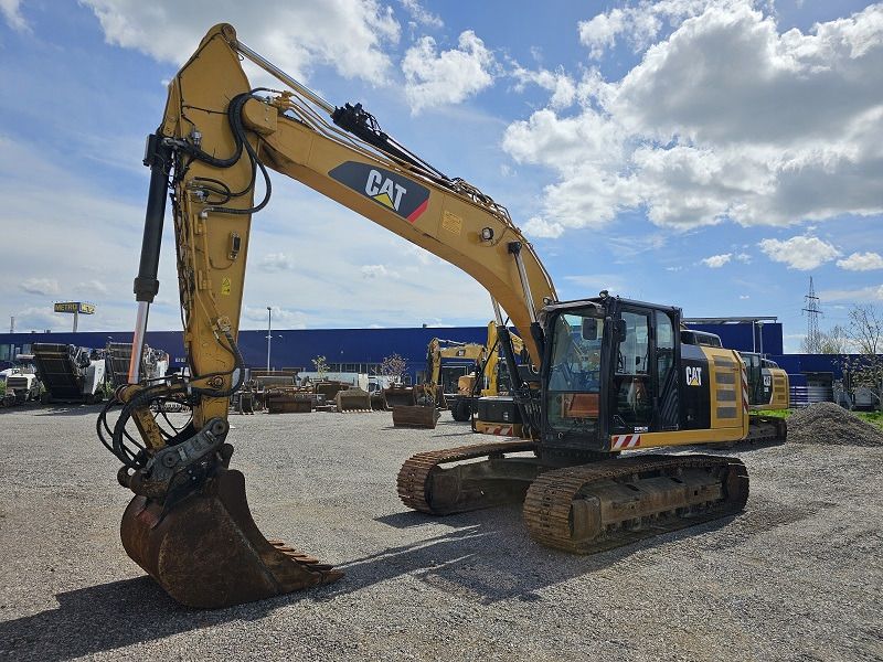 2015 Caterpillar 323EL Crawler Excavator