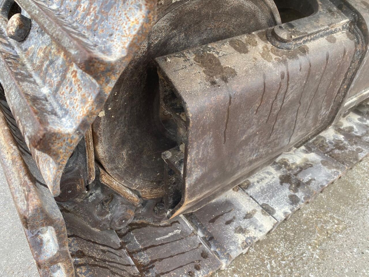 2017 Caterpillar 330F Crawler Excavator