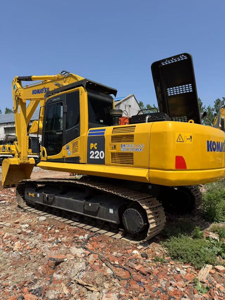 2024 Komatsu PC220 Crawler Excavator