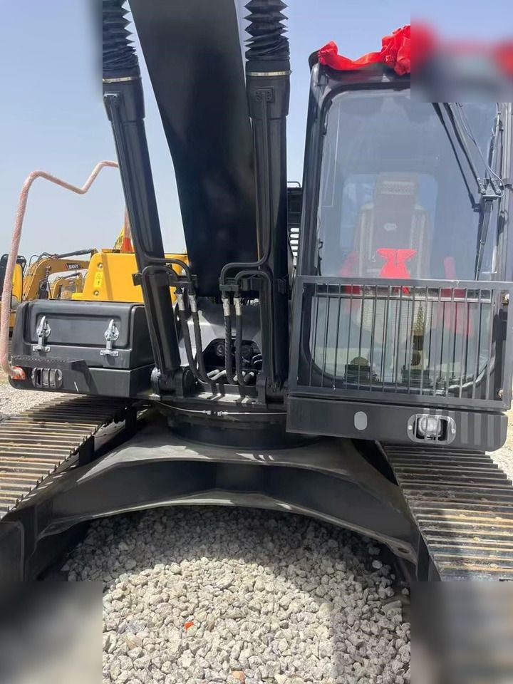2021 Volvo EC240 Crawler Excavator
