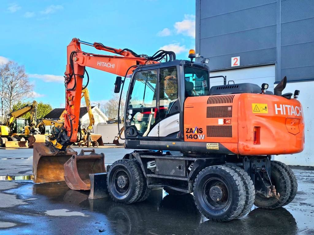 2015 Hitachi ZX140W-5 Wheel Excavator