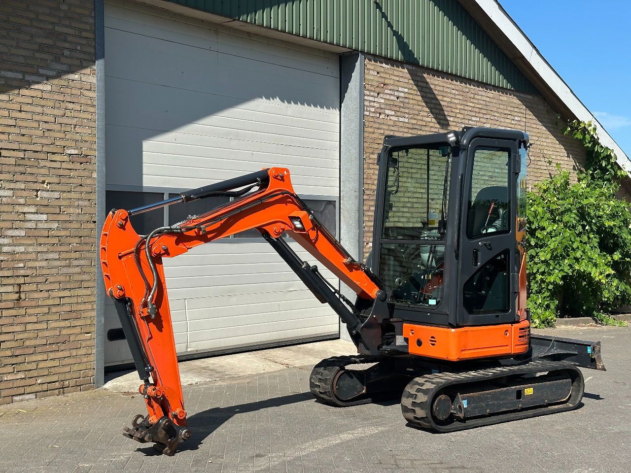 Hitachi ZX26U-6CR Mini Excavator