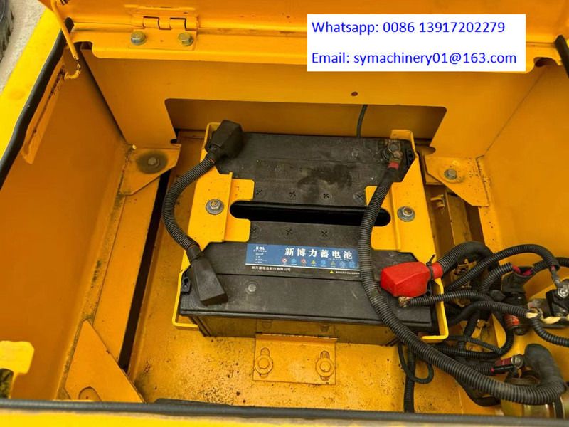 2023 Komatsu PC220-8 Crawler Excavator