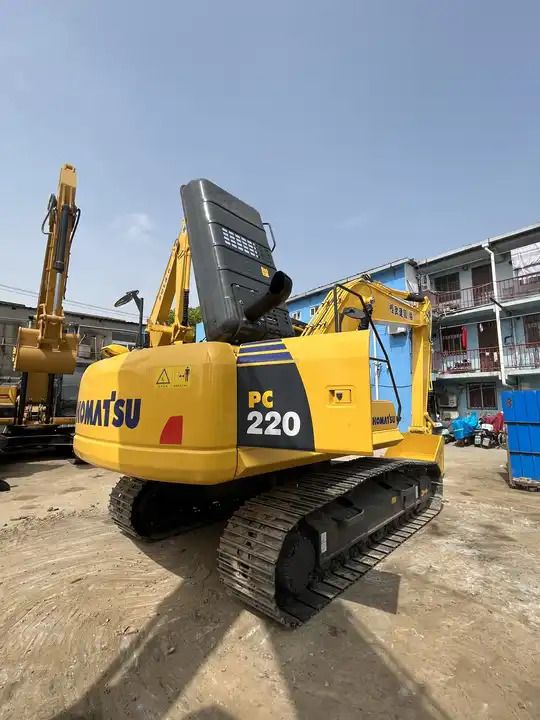 2018 Komatsu PC200-8 Crawler Excavator
