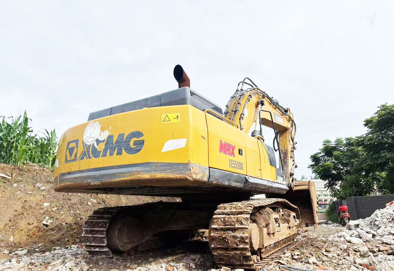 2021 XCMG XE550DK Crawler Excavator