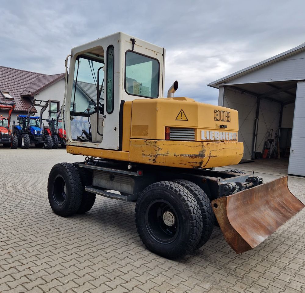 1999 Liebherr A308 Wheel Excavator