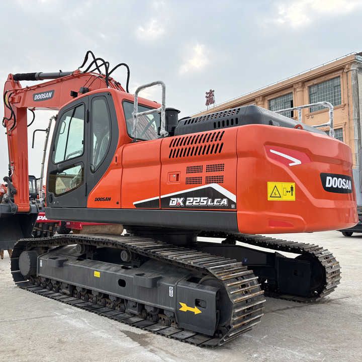 Koparka gąsienicowa używana DX225LCA Używane koparki (2020)