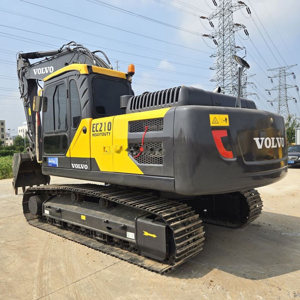 2022 Volvo EC210D Crawler Excavator