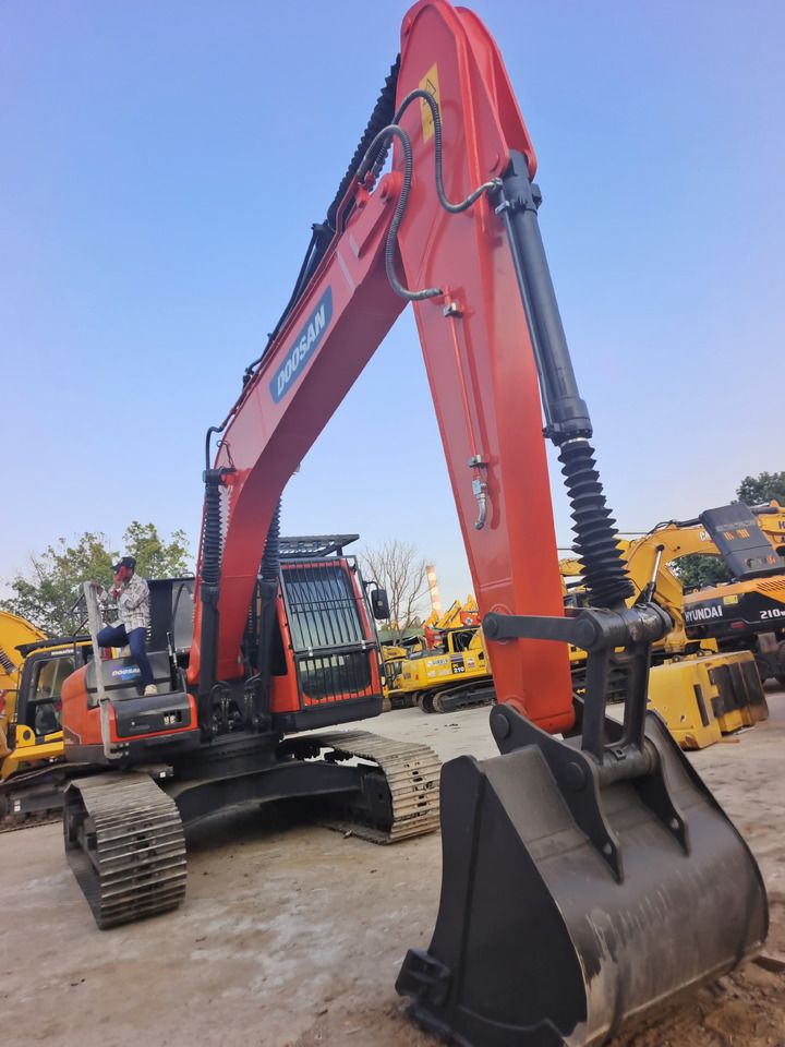 2024 Doosan DX225LC-9C Crawler Excavator