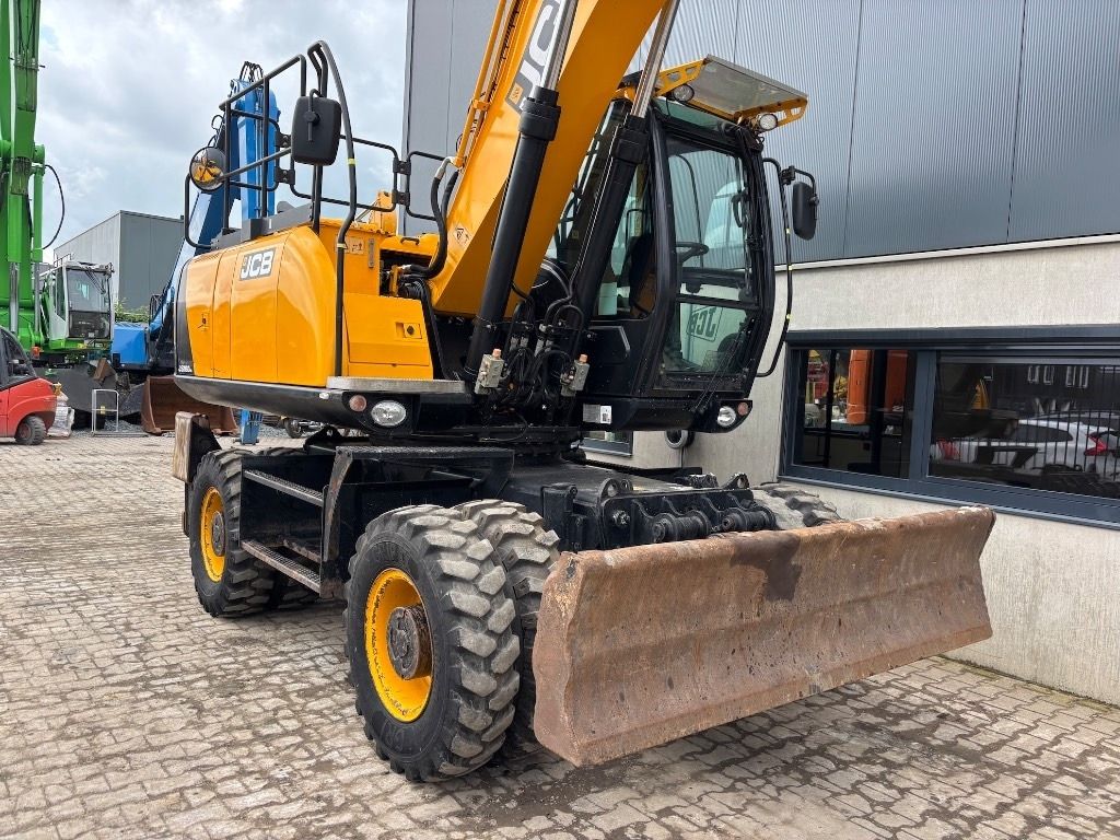 2016 JCB JS145W Wheel Excavator