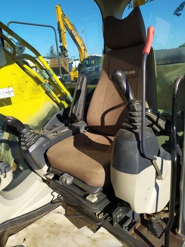 2014 New Holland E265 C Crawler Excavator