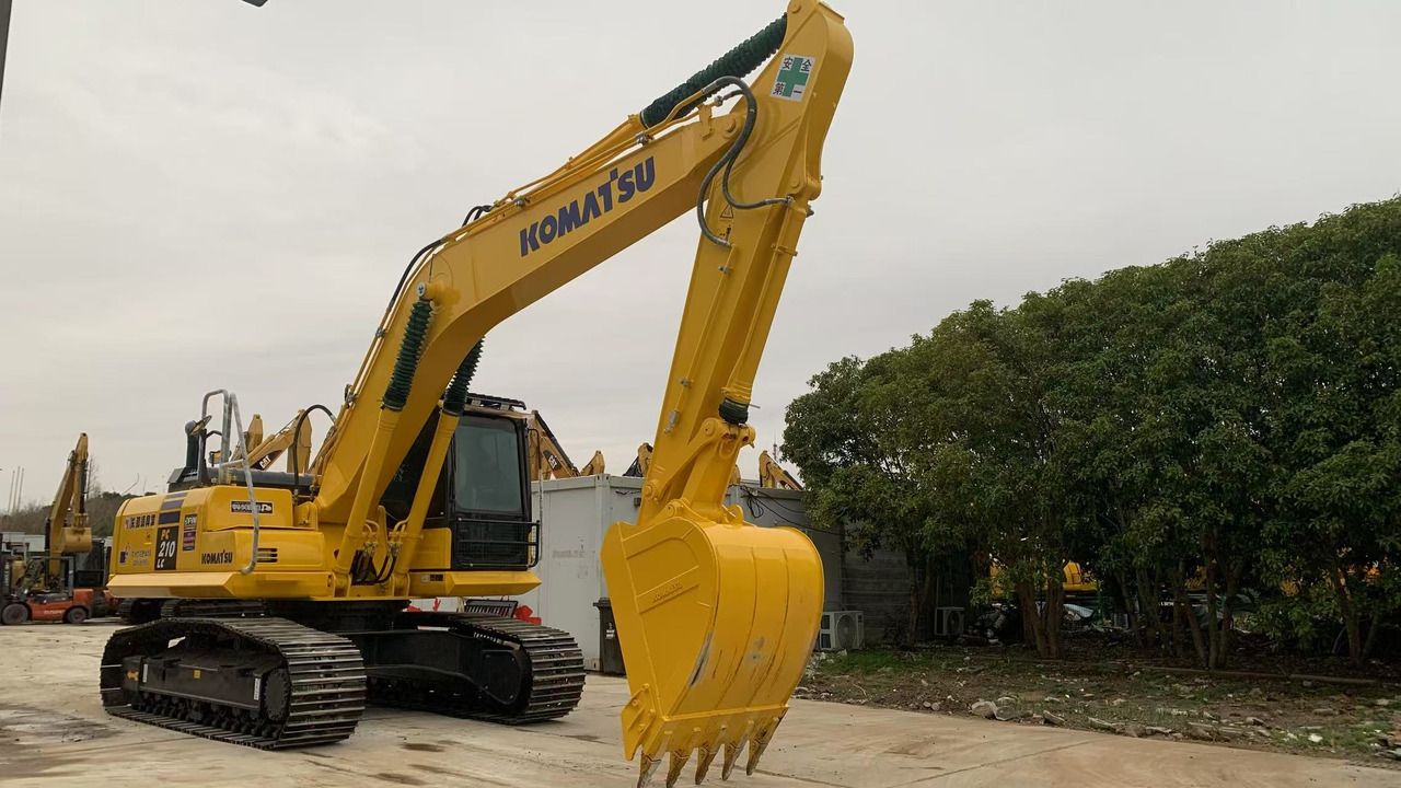 2021 Komatsu PC210 Crawler Excavator