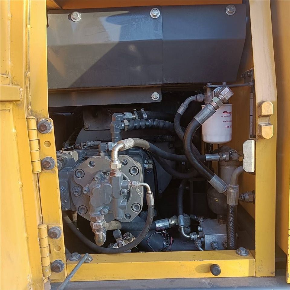 2023 Volvo EC140B Crawler Excavator