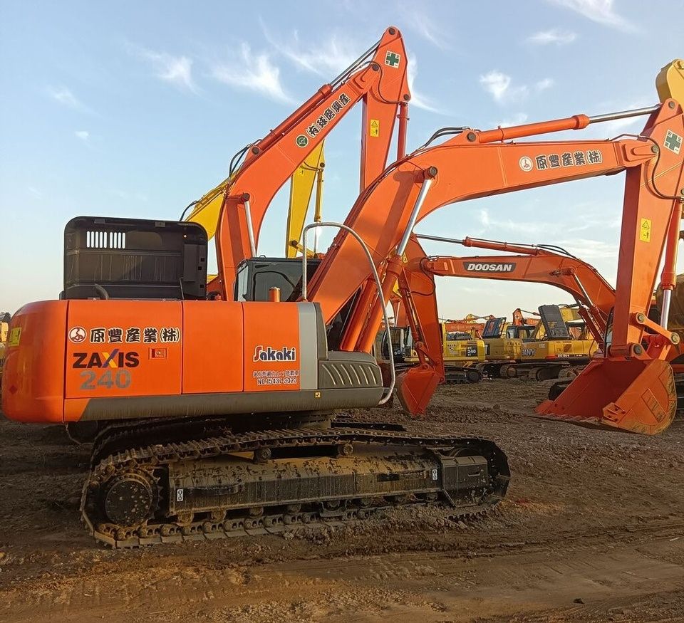 Hitachi ZX240 Crawler Excavator