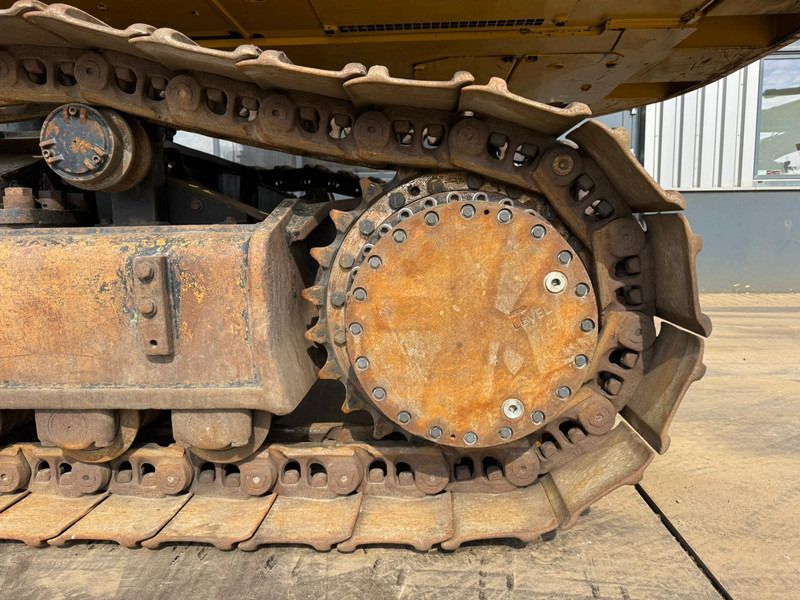 2018 Caterpillar 352F Crawler Excavator