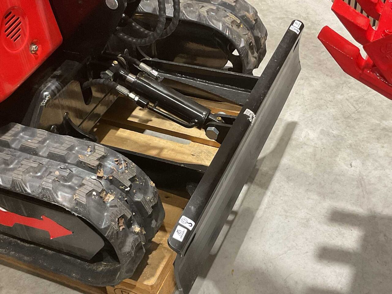 2025 Rhino-Cross R319 Mini Excavator