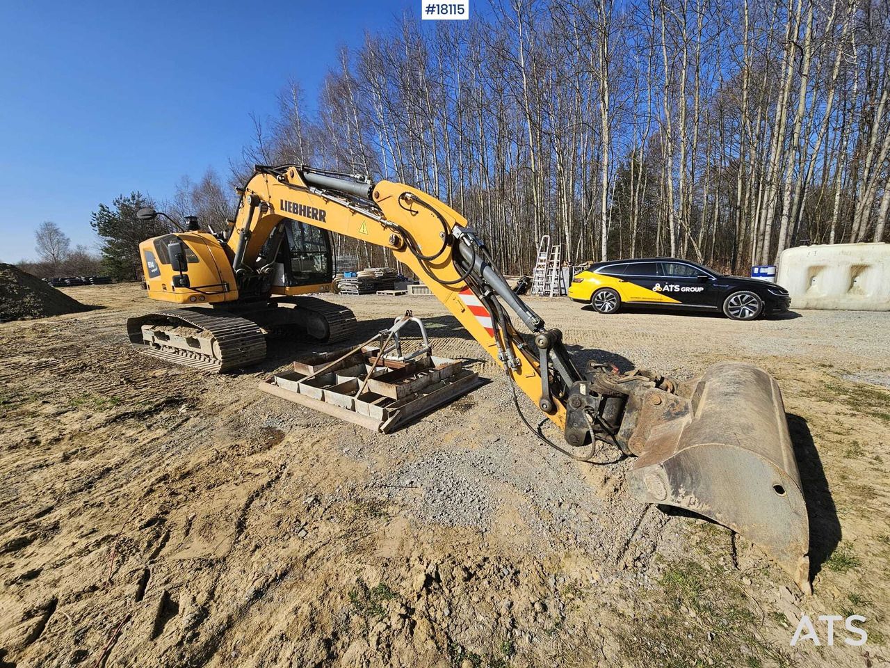 2016 Liebherr R914COMPACT Crawler Excavator