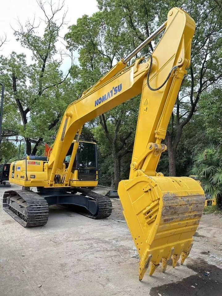 2022 Komatsu PC220-7 Crawler Excavator