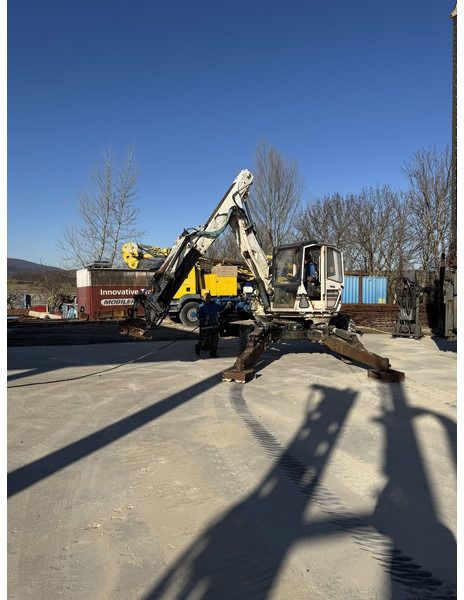 Kaiser X4M TURBOSTAR Walking Excavator