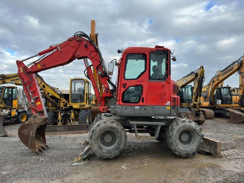 2011 Komatsu PW98MR-8 Wheel Excavator