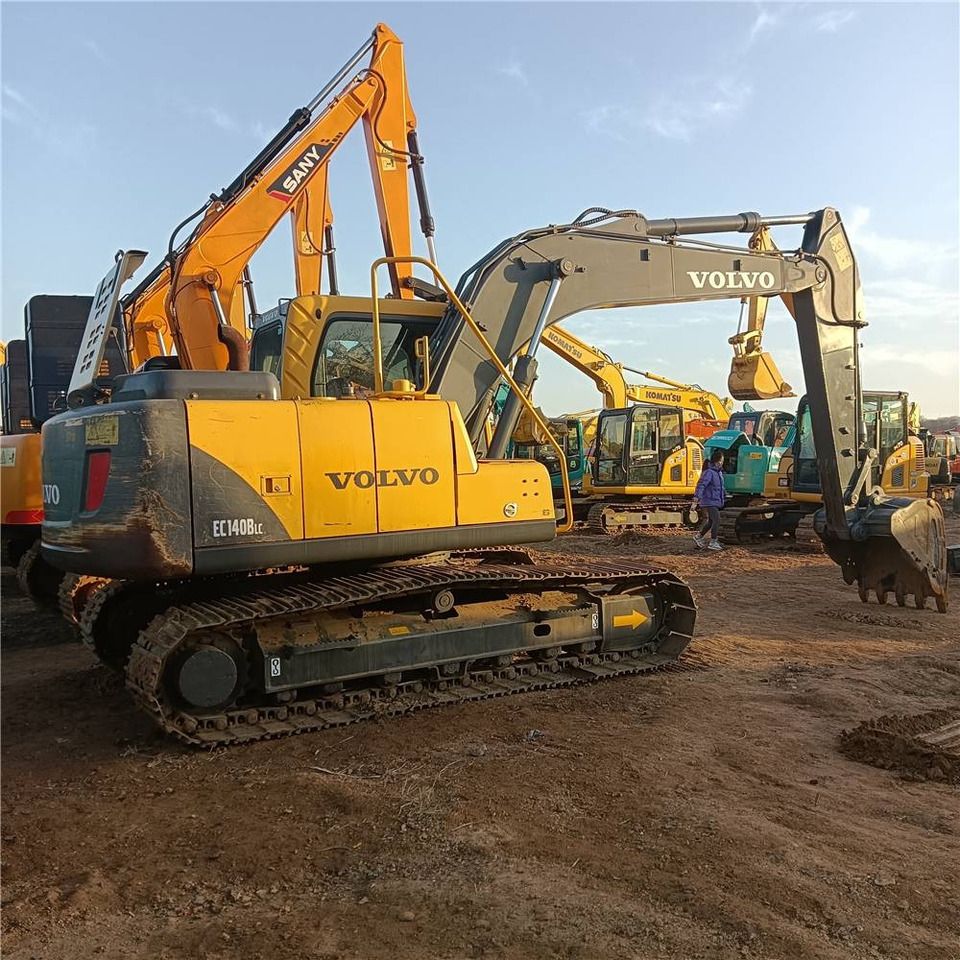 2023 Volvo EC140B Crawler Excavator