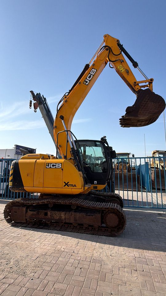2018 JCB JS131LC Crawler Excavator