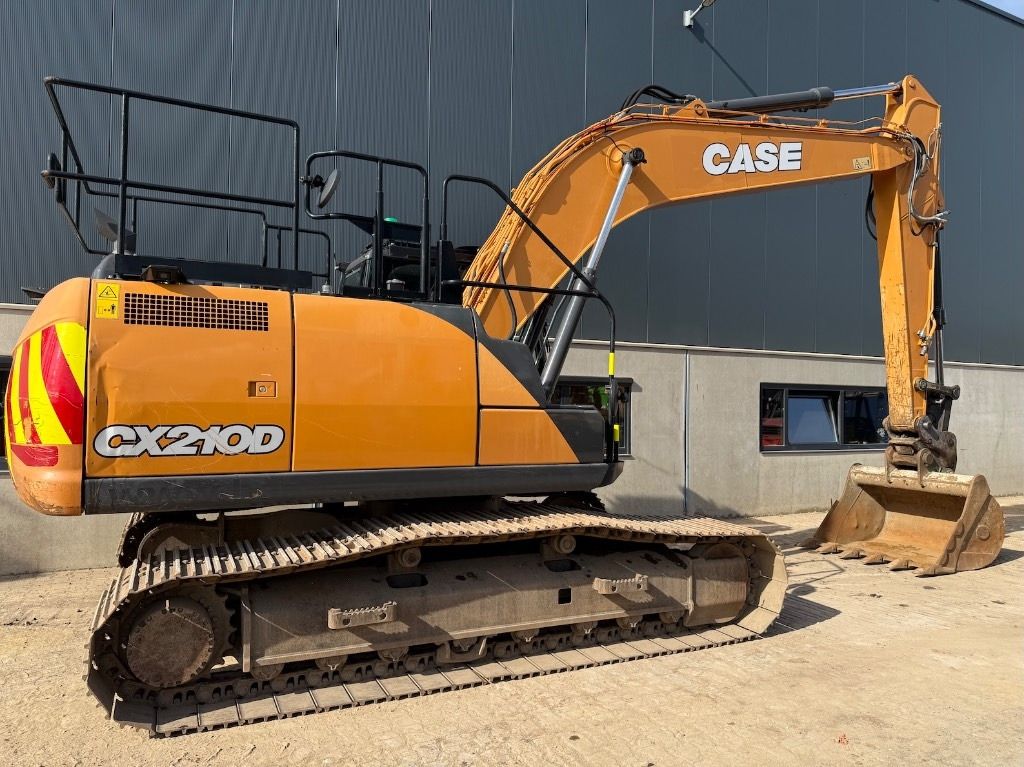 2021 CASE CX210D Crawler Excavator