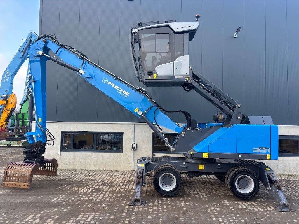 2022 Fuchs MHL331F Material Handler