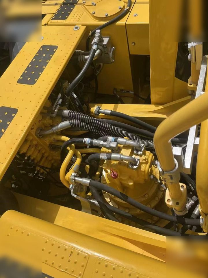 2023 Komatsu PC350-8 Crawler Excavator