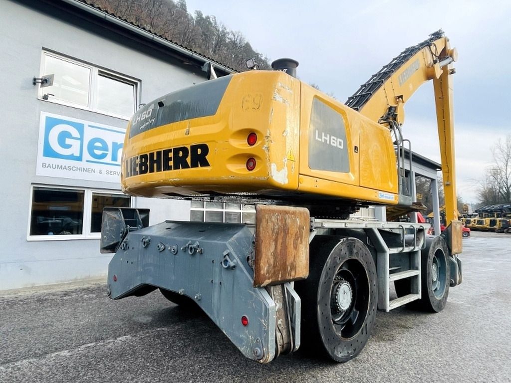 2017 Liebherr LH60 M LITRONIC Material Handler