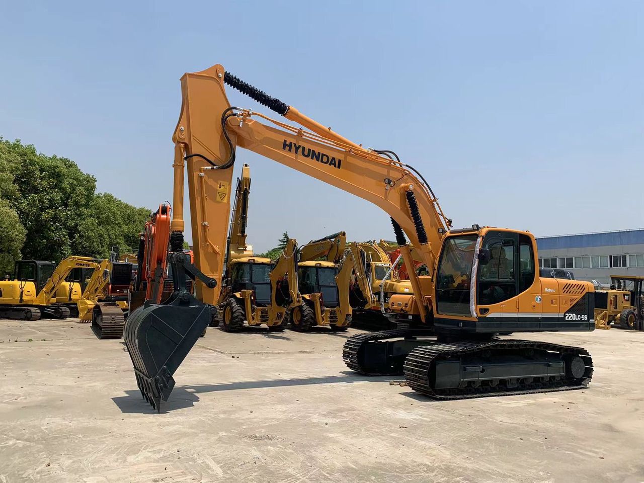 2022 Hyundai R220LC-9S Escavadora de Rastos