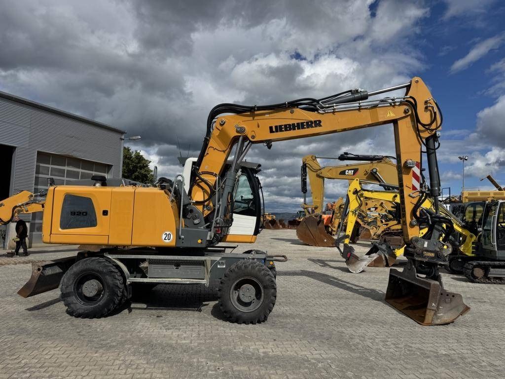 2016 Liebherr A920 LITRONIC Wheel Excavator