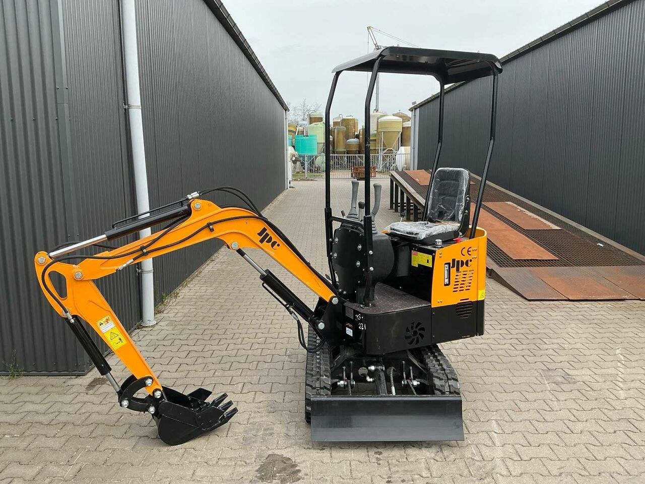 JPC HT-12 Mini Excavator