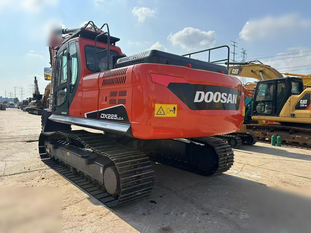 2020 Doosan DX225LCA Crawler Excavator