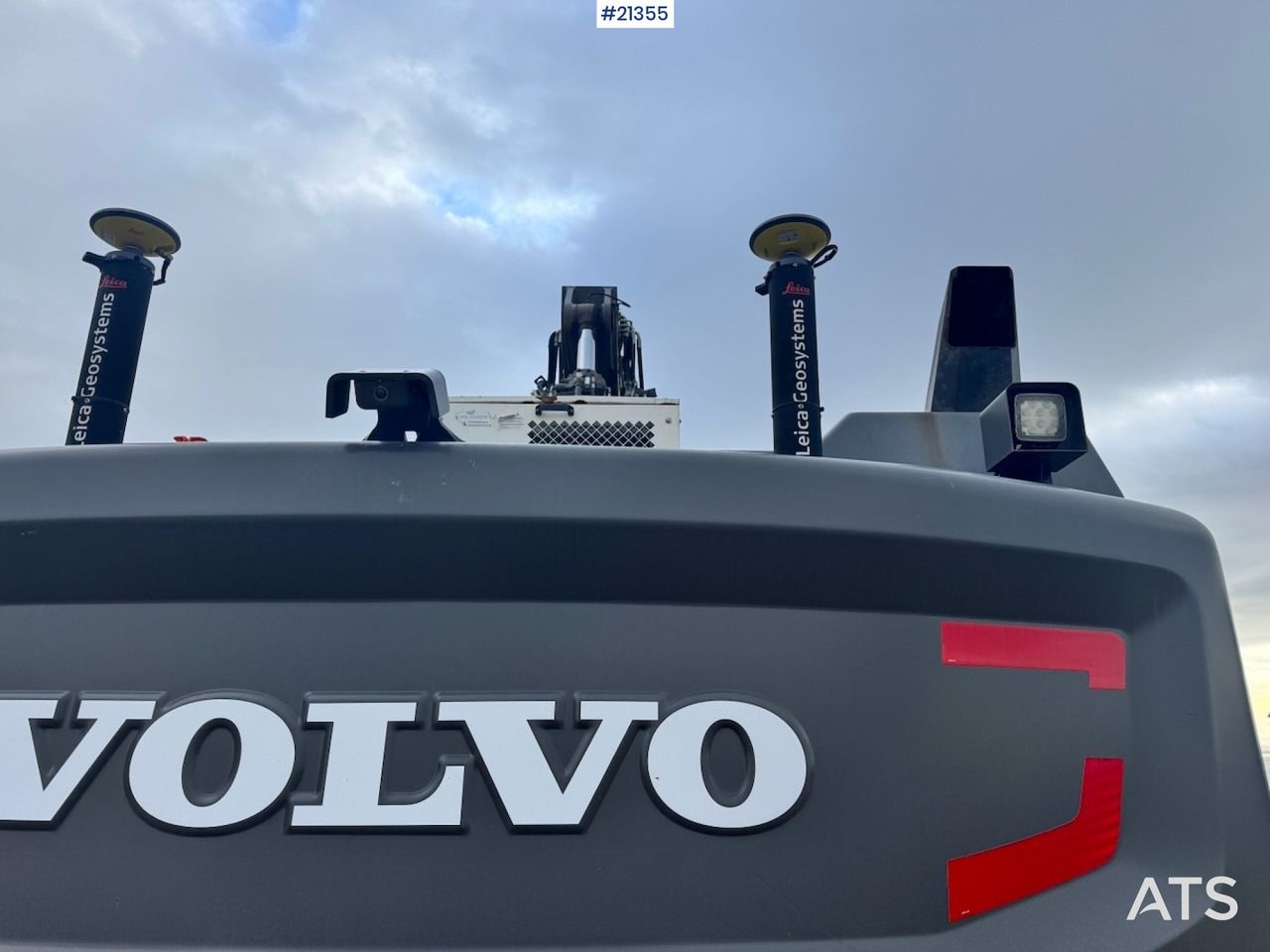 2019 Volvo EC300EL Crawler Excavator