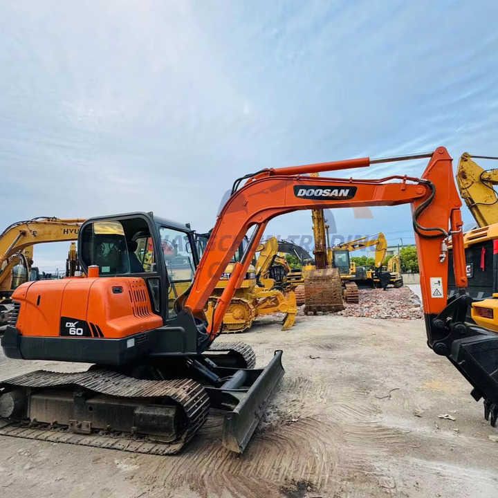 2022 Doosan DH60-7 Crawler Excavator