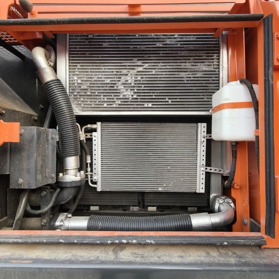 2024 Doosan DX225LCA Crawler Excavator