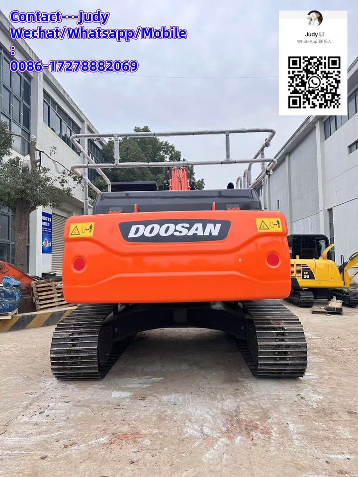 2021 Doosan DX300LC Crawler Excavator