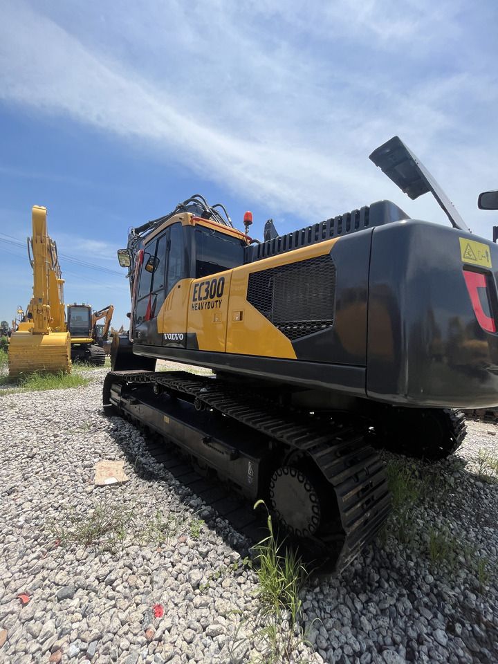 2023 Volvo EC300DL Crawler Excavator